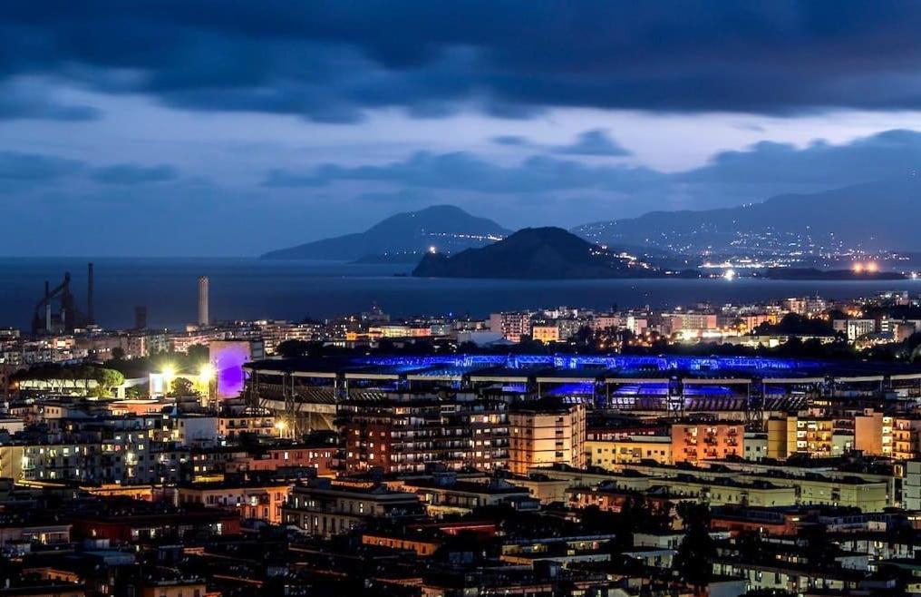 Blumarine Apartments In Napoli Bagian luar foto
