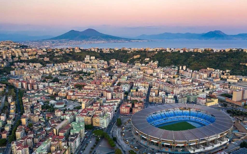 Blumarine Apartments In Napoli Bagian luar foto