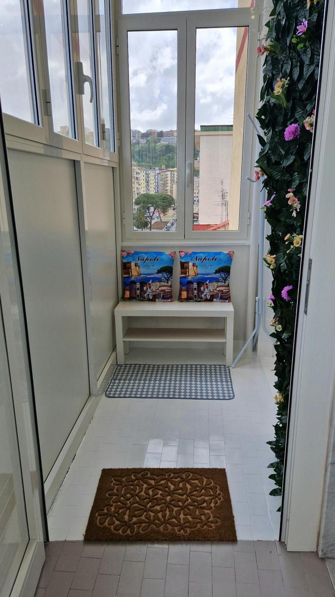 Blumarine Apartments In Napoli Bagian luar foto