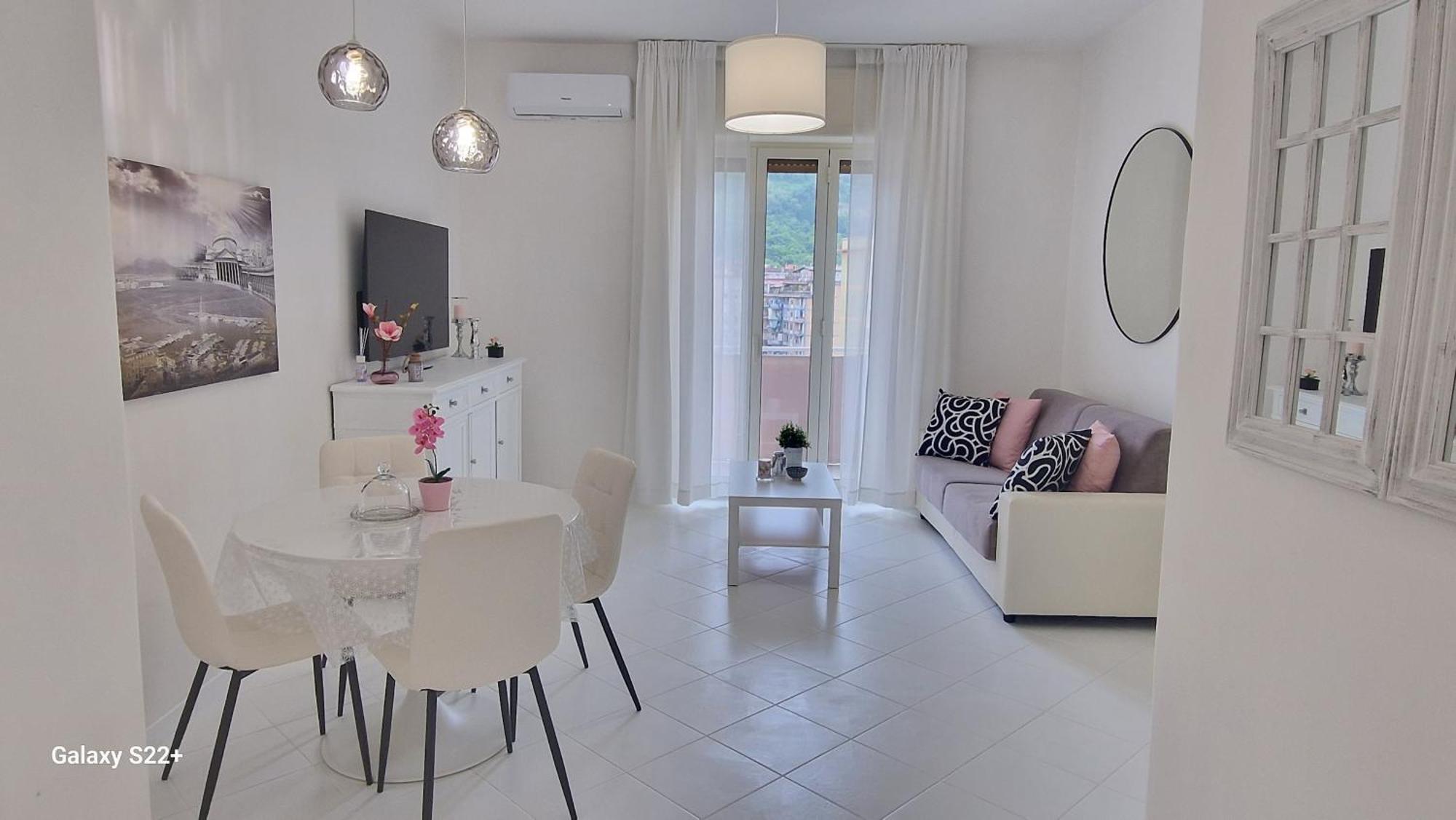 Blumarine Apartments In Napoli Bagian luar foto