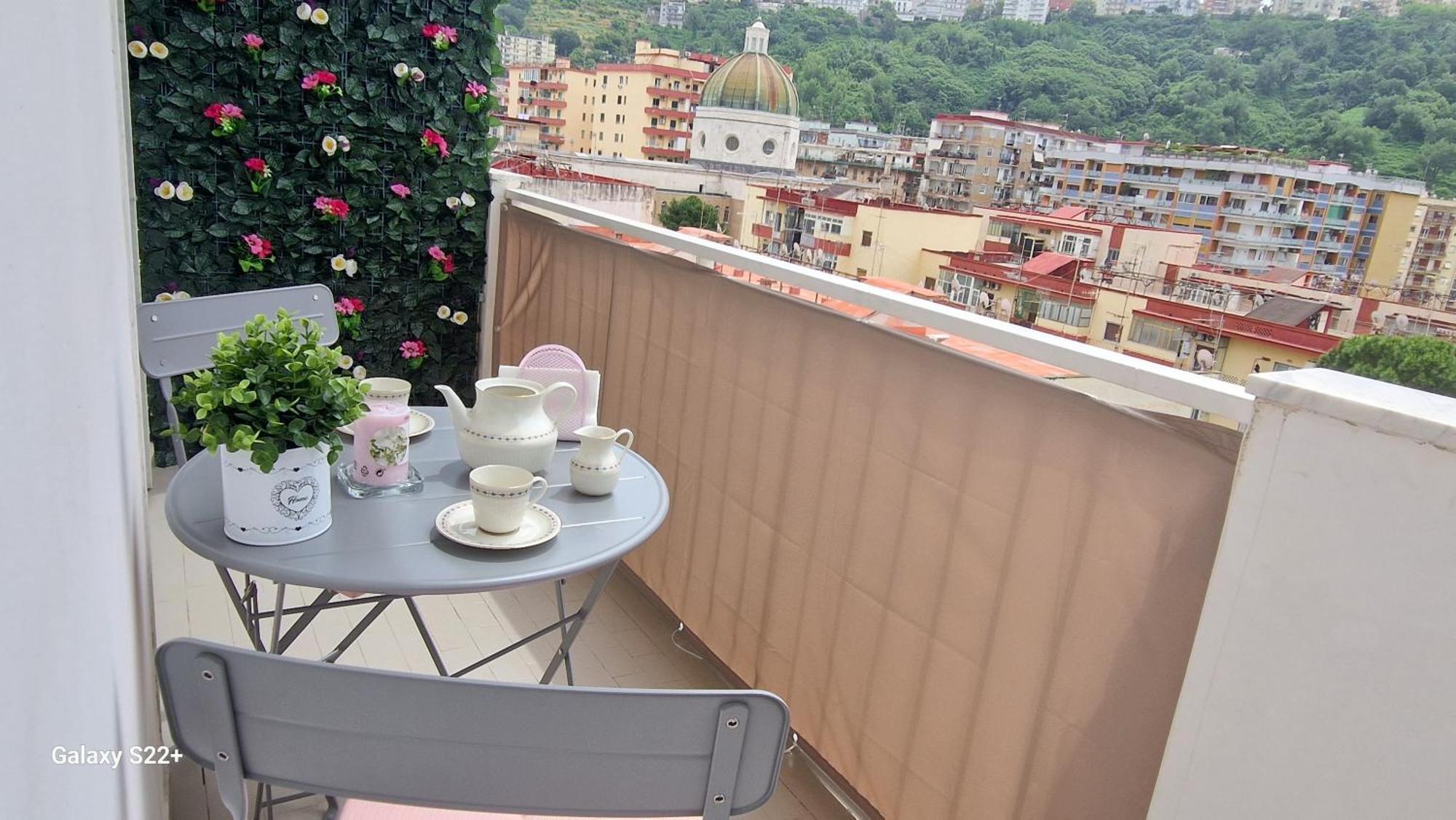 Blumarine Apartments In Napoli Bagian luar foto